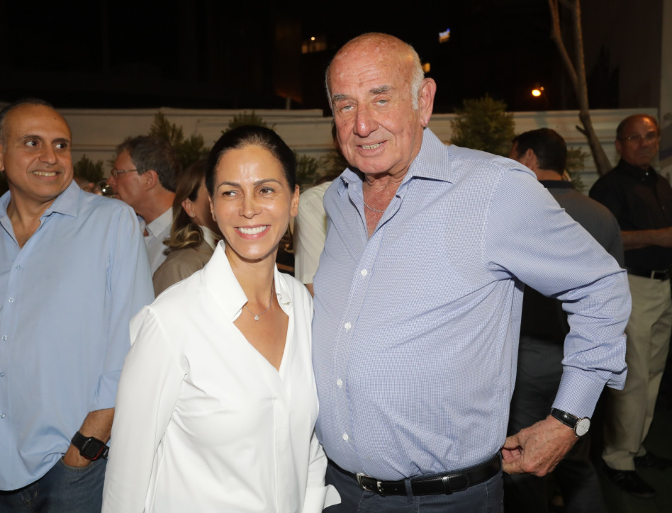 יעקב ואסנת פרי (צילום: רפי דלויה)