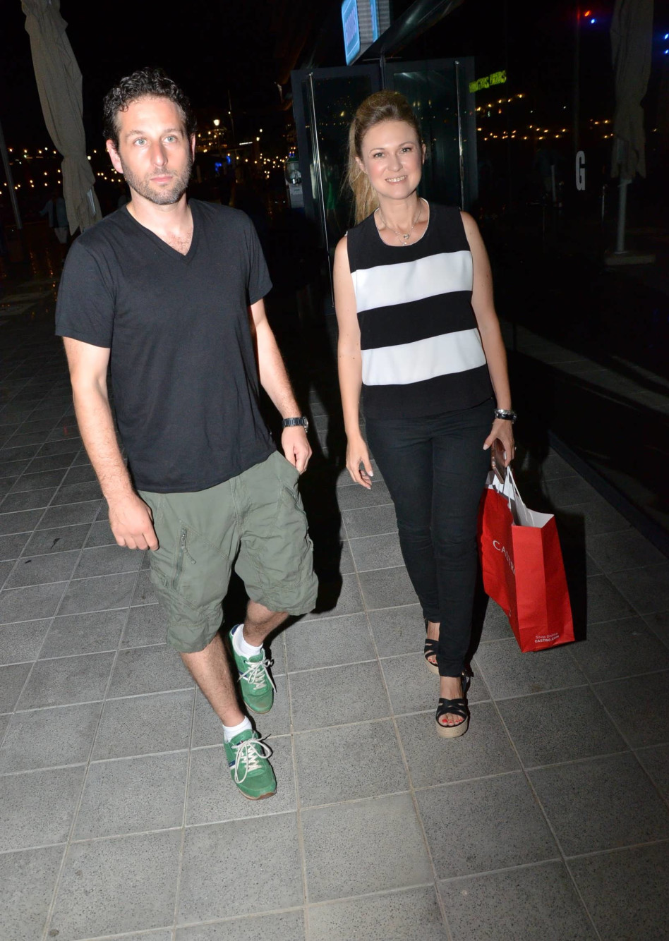 לא שכחו את המתנות. מיכל ינאי ובן מוסקל