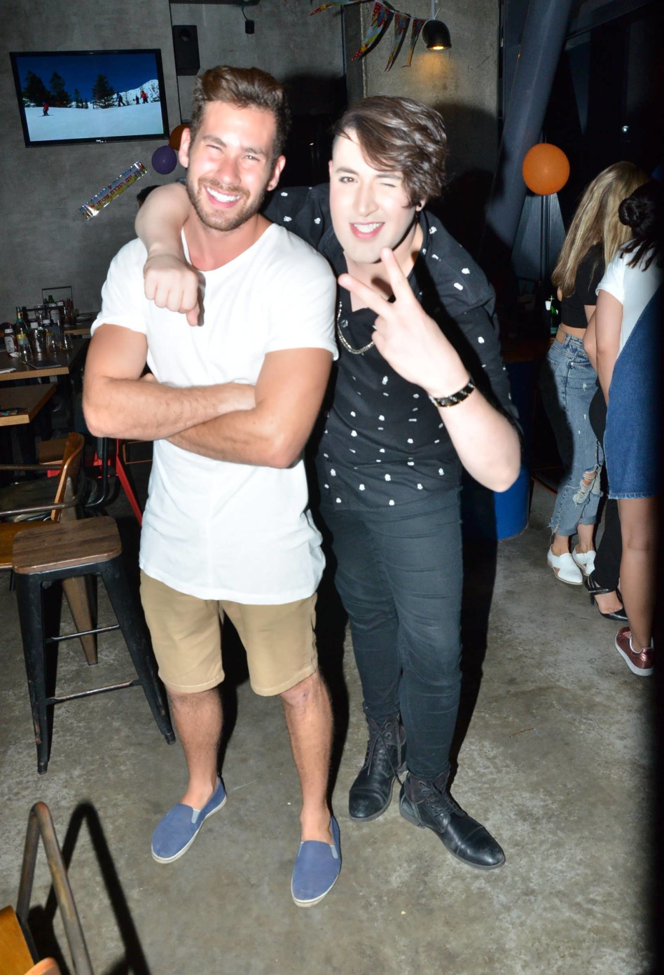 כוכבי האירווזיון. אימרי זיו וחובי סטאר