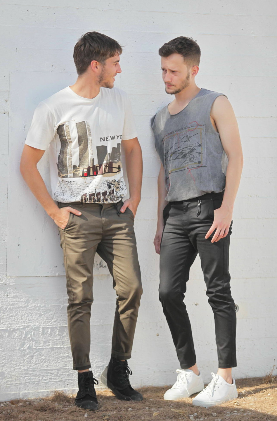 נראים קצת אחים לא?