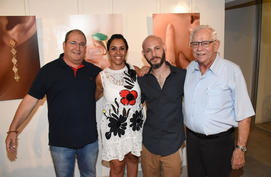 נתן, אופיר, ליאת וניר גלעד (צילום: אביב חופי)