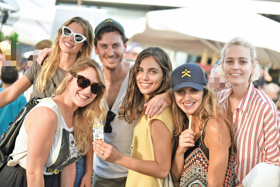 החברים המפרגנים (צילום: שי אוחיון ואלעד סאסי)