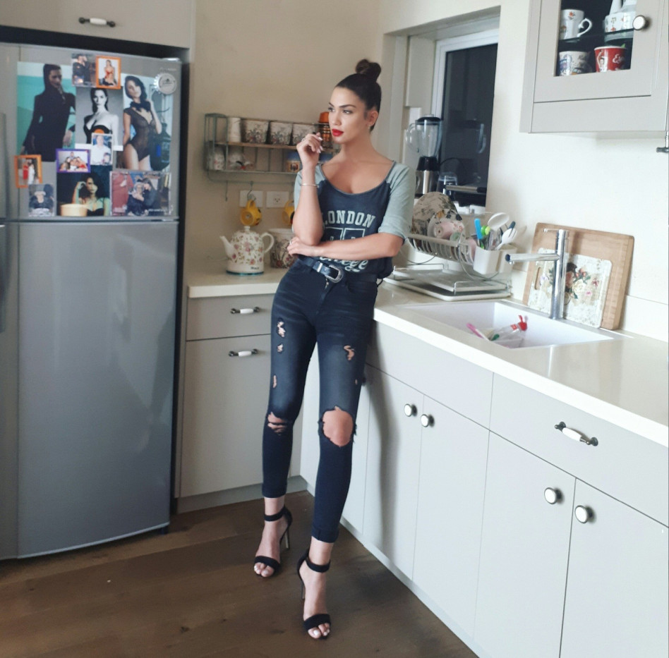 מתה על עצמה. שיר אלמליח (צילום: עופר חן)