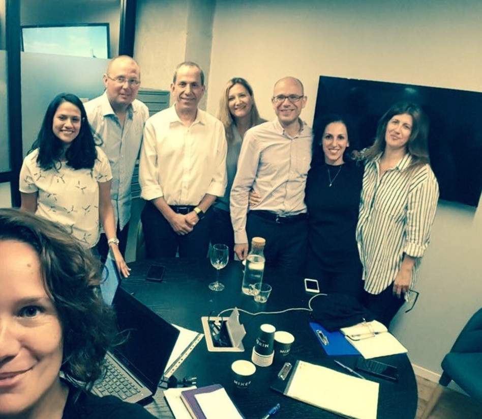  ׁפרת דובדבני, שרונה מזליאן לוי, אופיר איל, שים רובין, שמואל האוזר, עודד שפריר, שני לריאן ויעל ויס-אפרון