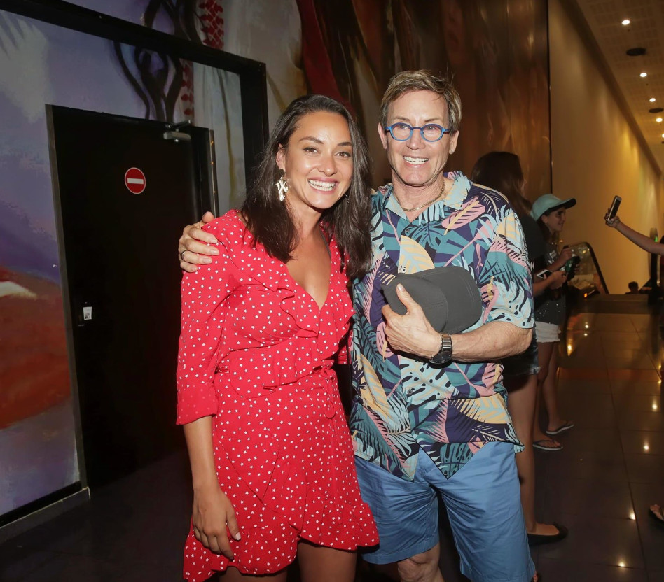 עם החבר שמימינה. דוד דביר ואנה ארונוב (צילום: שוקה כהן)