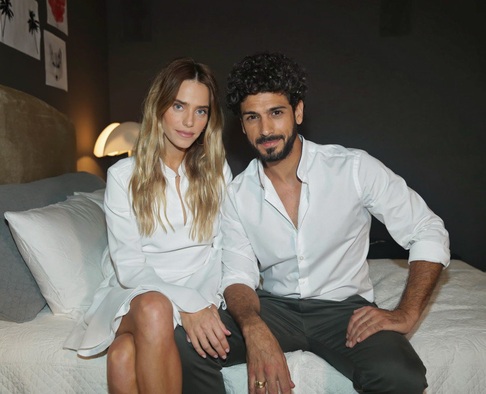 זוג משמיים. אביב אלוש ורותם סלע ( צילום: שוקה כהן)