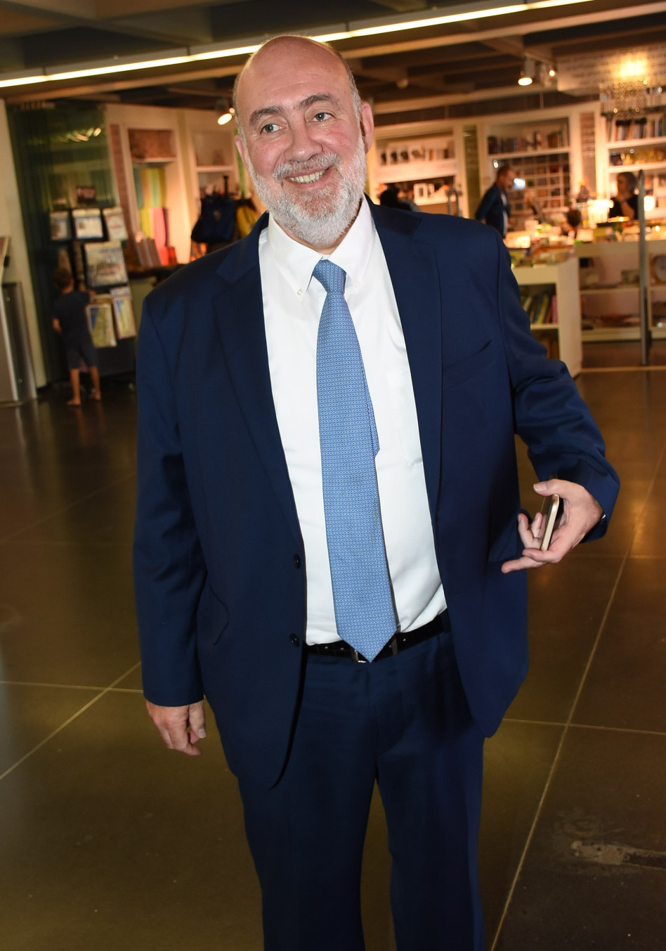  רון פרושאור