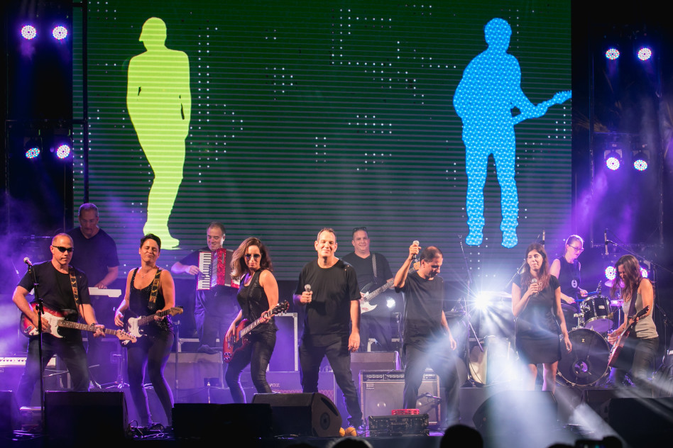 להקת “AT&T-10” (צילום: תומר פלוטקין)