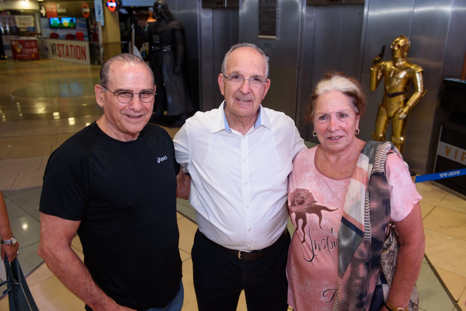 טליה זאבי, שמשון הראל וגד זאבי (צילום: אוהד הרכל ואיתי בלחסן)