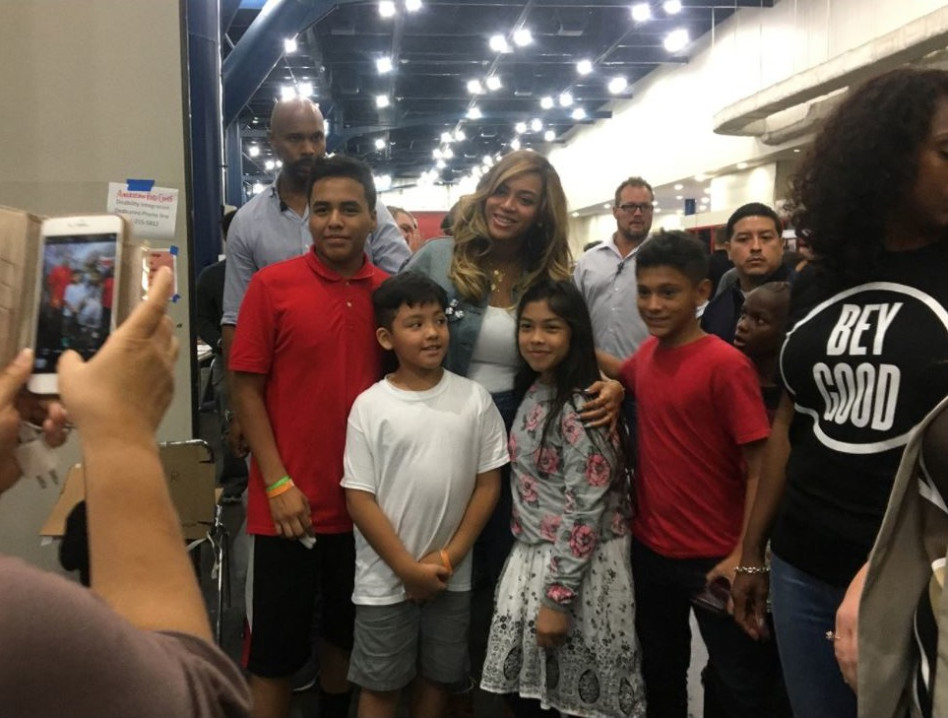 הרימה להם את המצב רוח