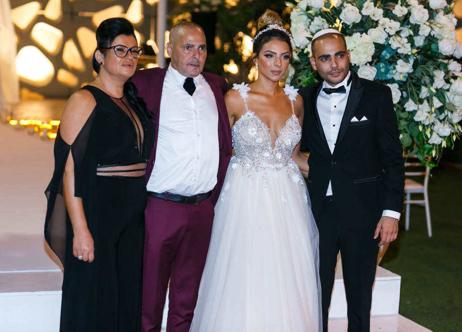 הזוג החדש וההורים המאושרים