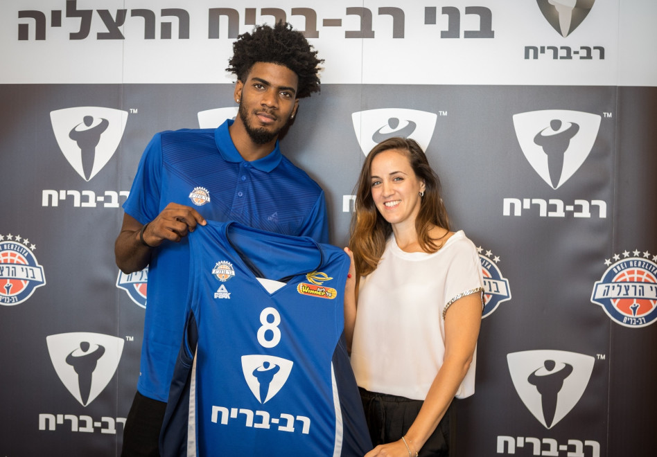  מאיה דונרשטיין – יתיר ושון דאוסן (צילום: אייל טואג)