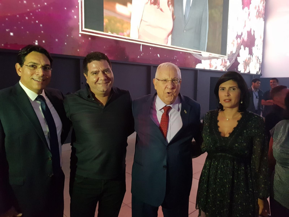 טלי שמשום, ראובן ריבלין, ענאן שמשום ודני דנון (צילום: ללא קרדיט)