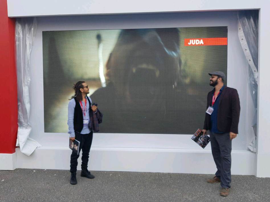 לא פחדו, אהבו!