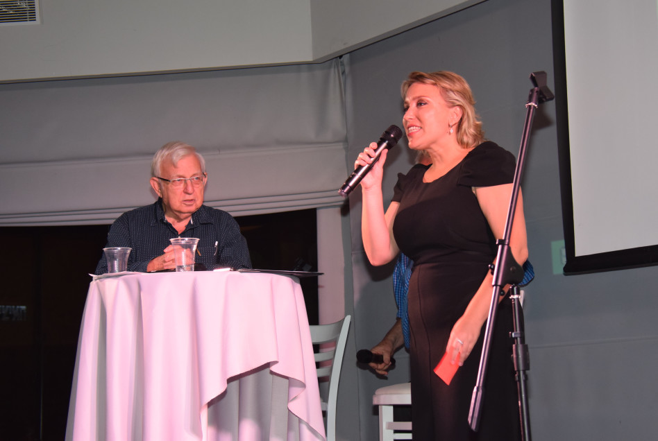 עמוס אטינגר (צילום: ולדימיר אזבל)