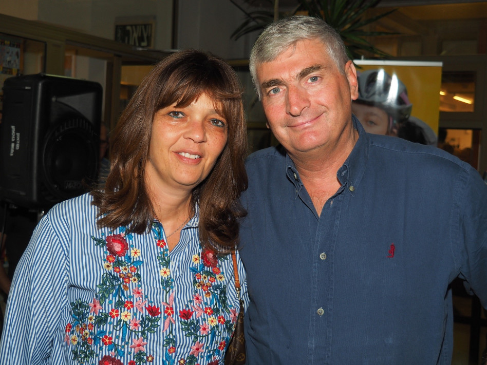 יגאל וציפי לנדאו (צילום: עמותת אתגרים)