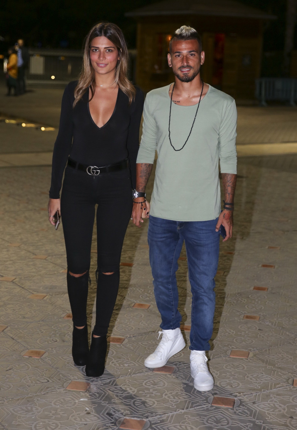 זוכרים שהיא אחרי לידת תאומיים שניים? מאור בוזגלו ואשתו