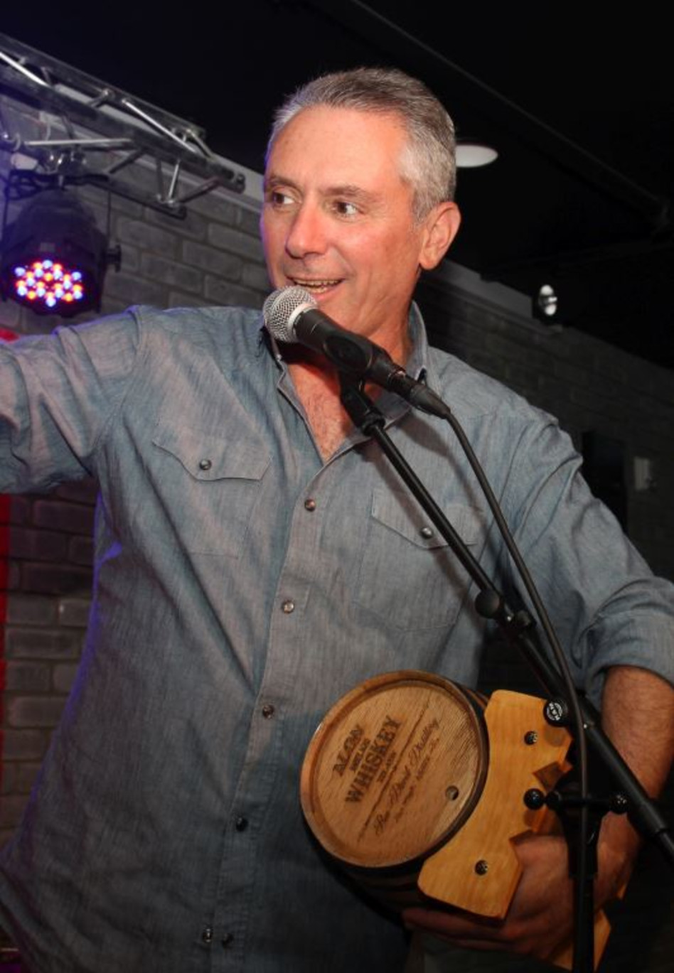 הכי משוחרר אבר. אלון בן דוד