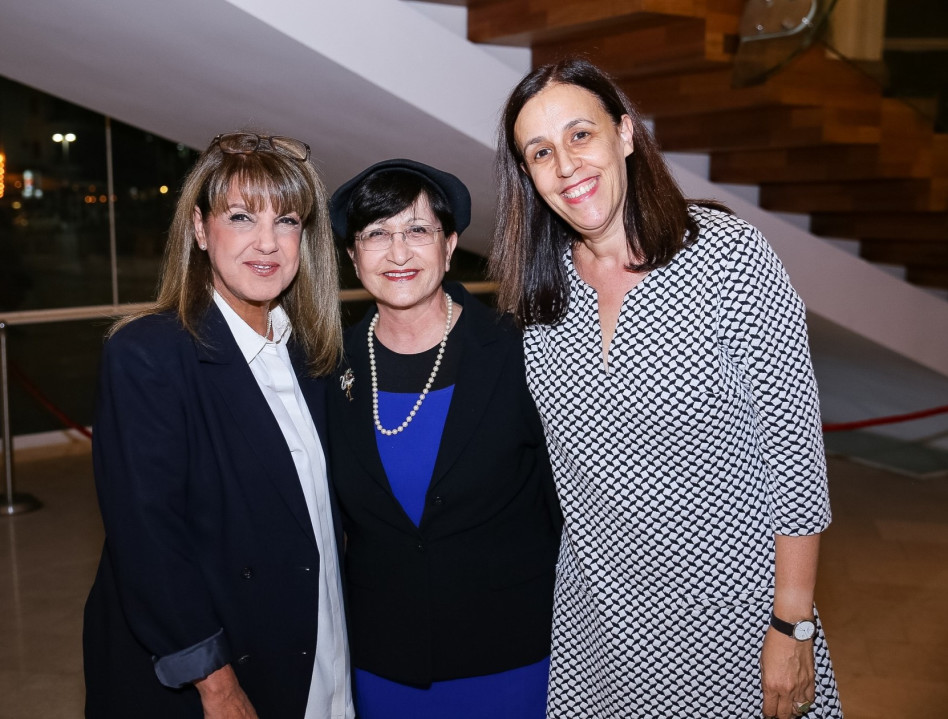 תמר שוורץ, עדינה בר שלום וליאורה עופר