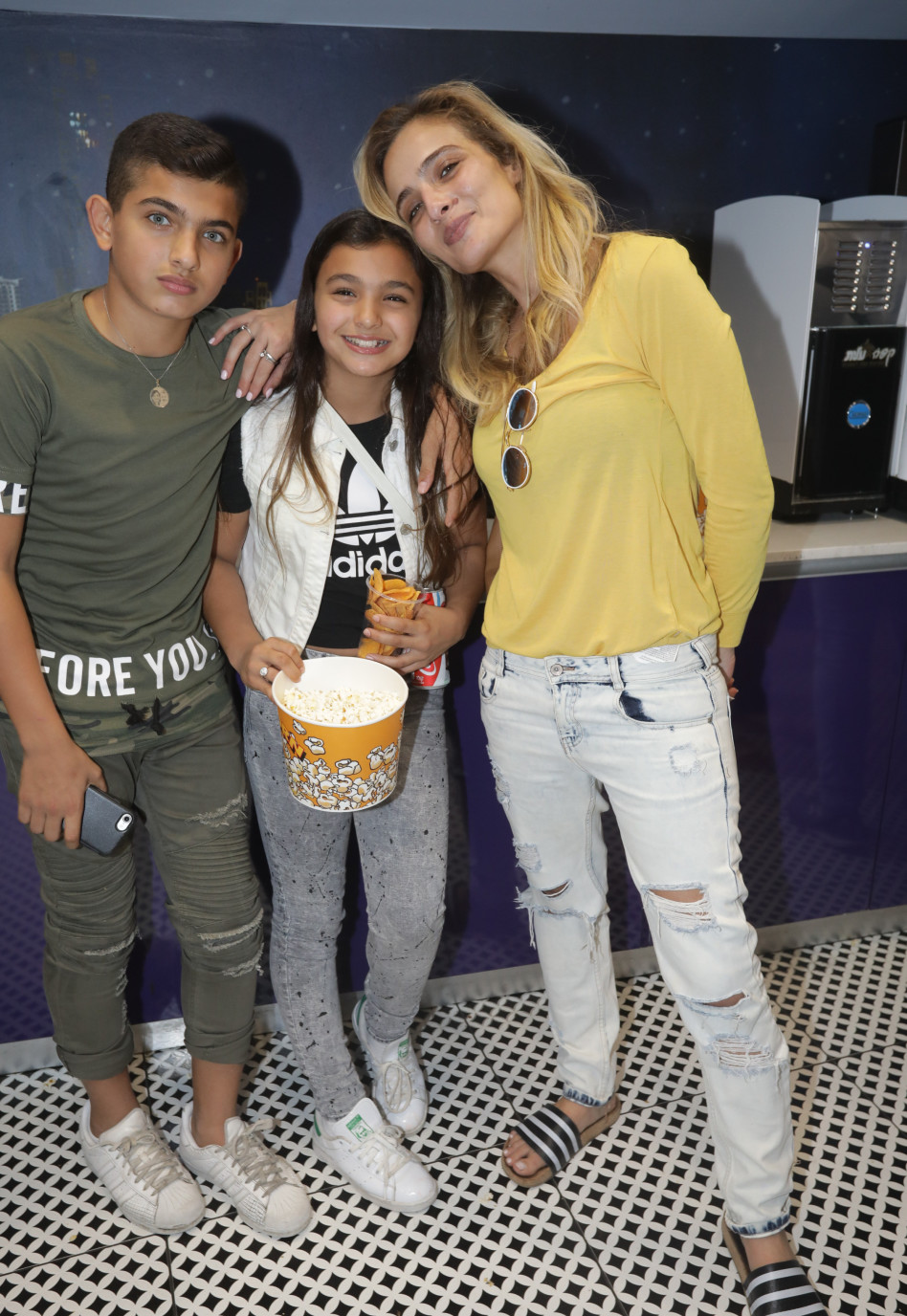 הכי כיף סופש משותף. אילנית לוי ואלין וליאם גולן (צילום: רפי דלויה)