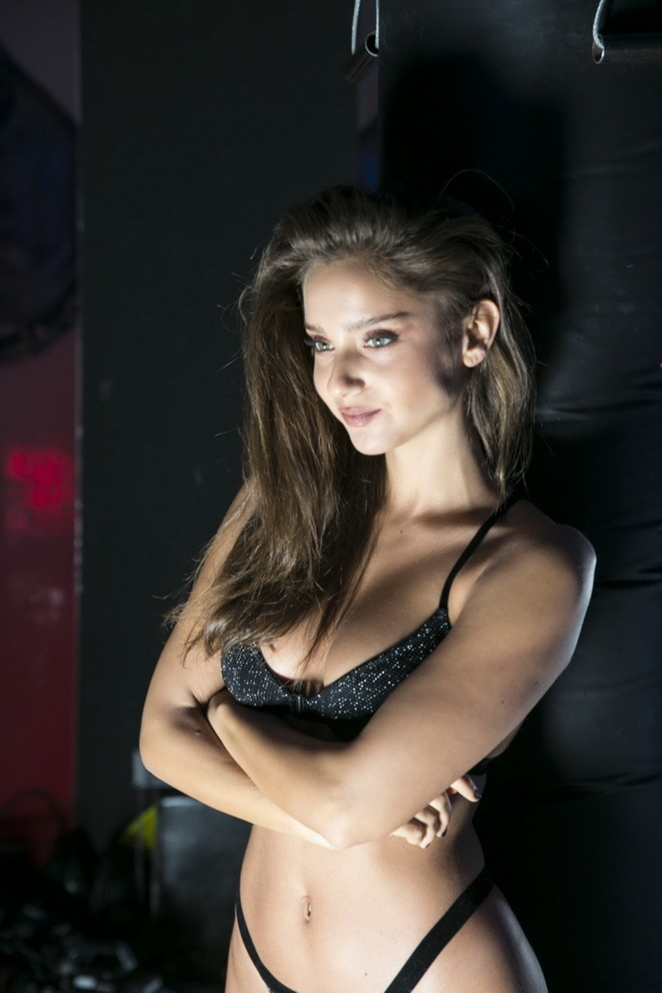 מרגישה בנוח בלבוש מינימלי (צילום: לנס הפקות)