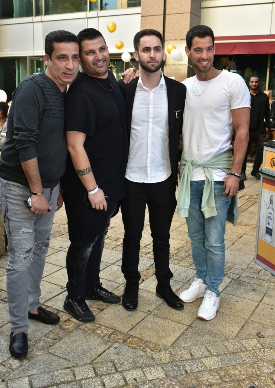 ן ודורון מירןחבורת הבנים. עמרי בן נתן, אור גפן, דודו כה