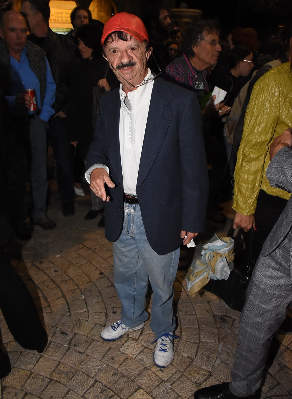 דובי דובי גל