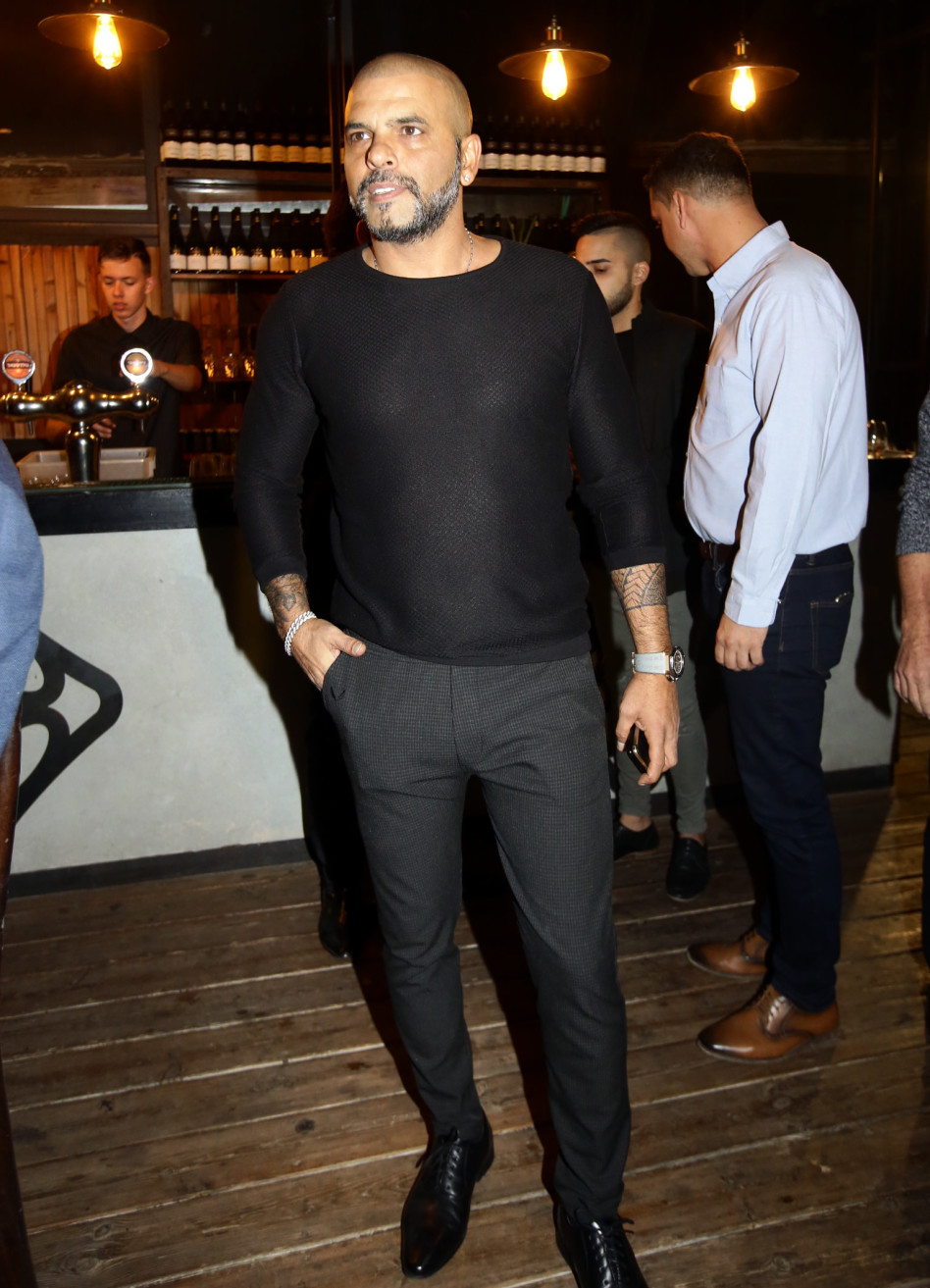 מתמנגל ונפרד. אייל גולן (צילום: אלוני מור)