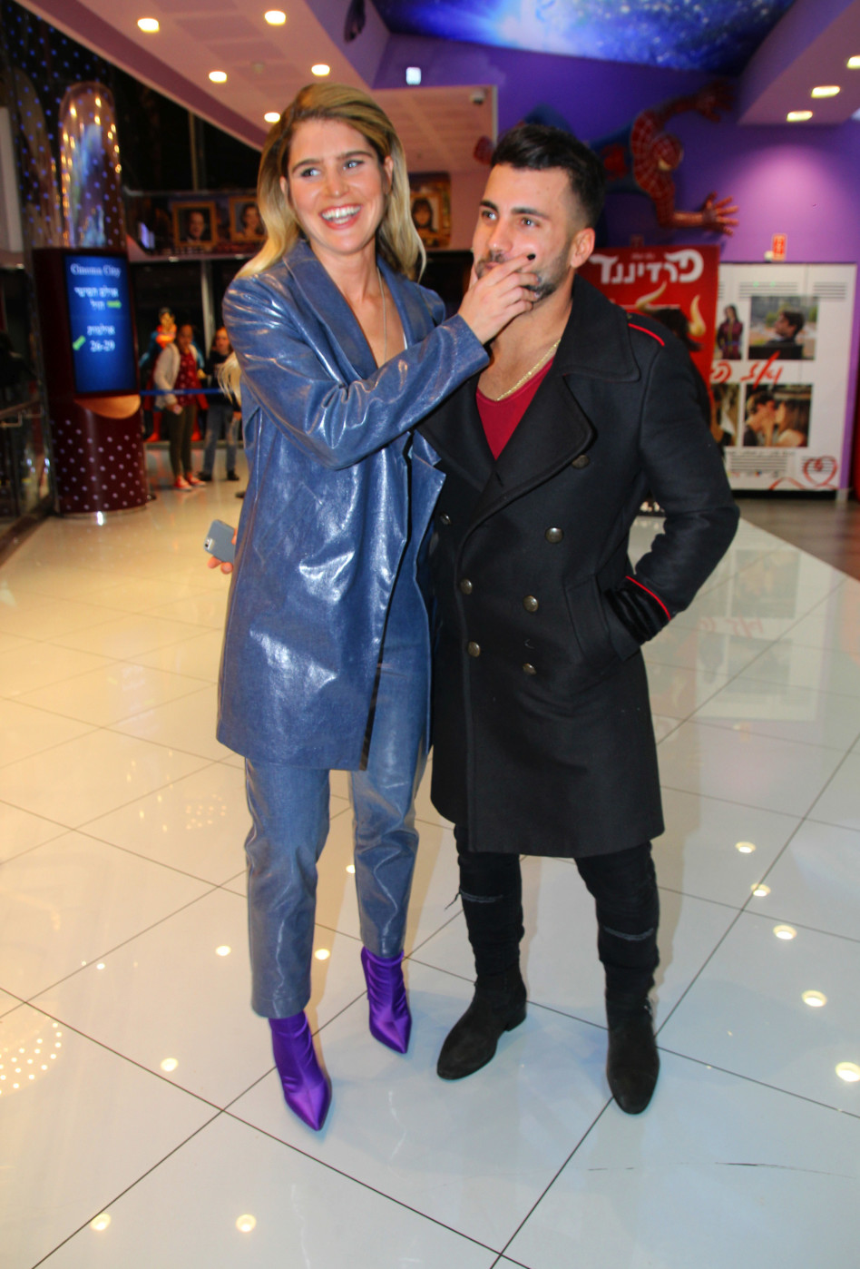 קוצי מוצי. שי מיקה וניב קירל