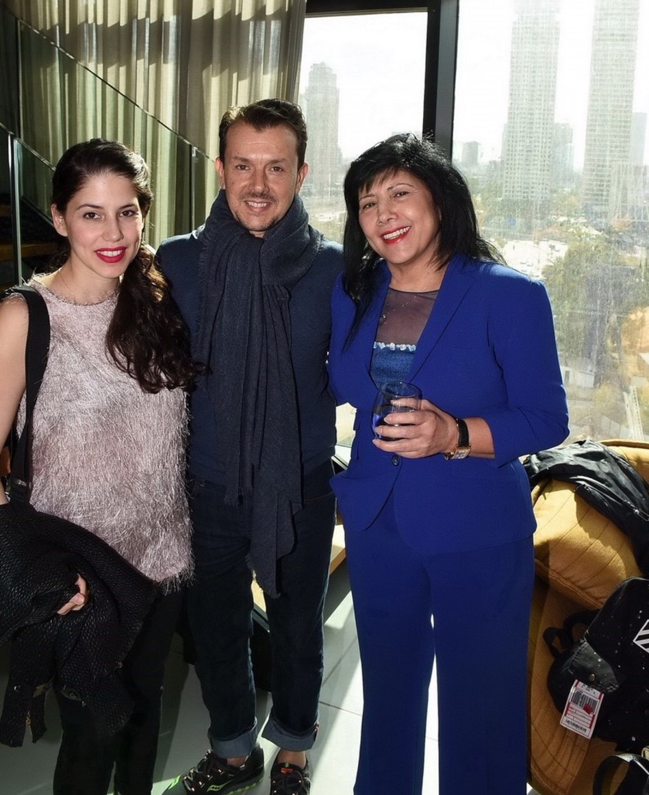 אסתר ומיכל לוצאטו ושי שלום (צילום: אביב חופי)