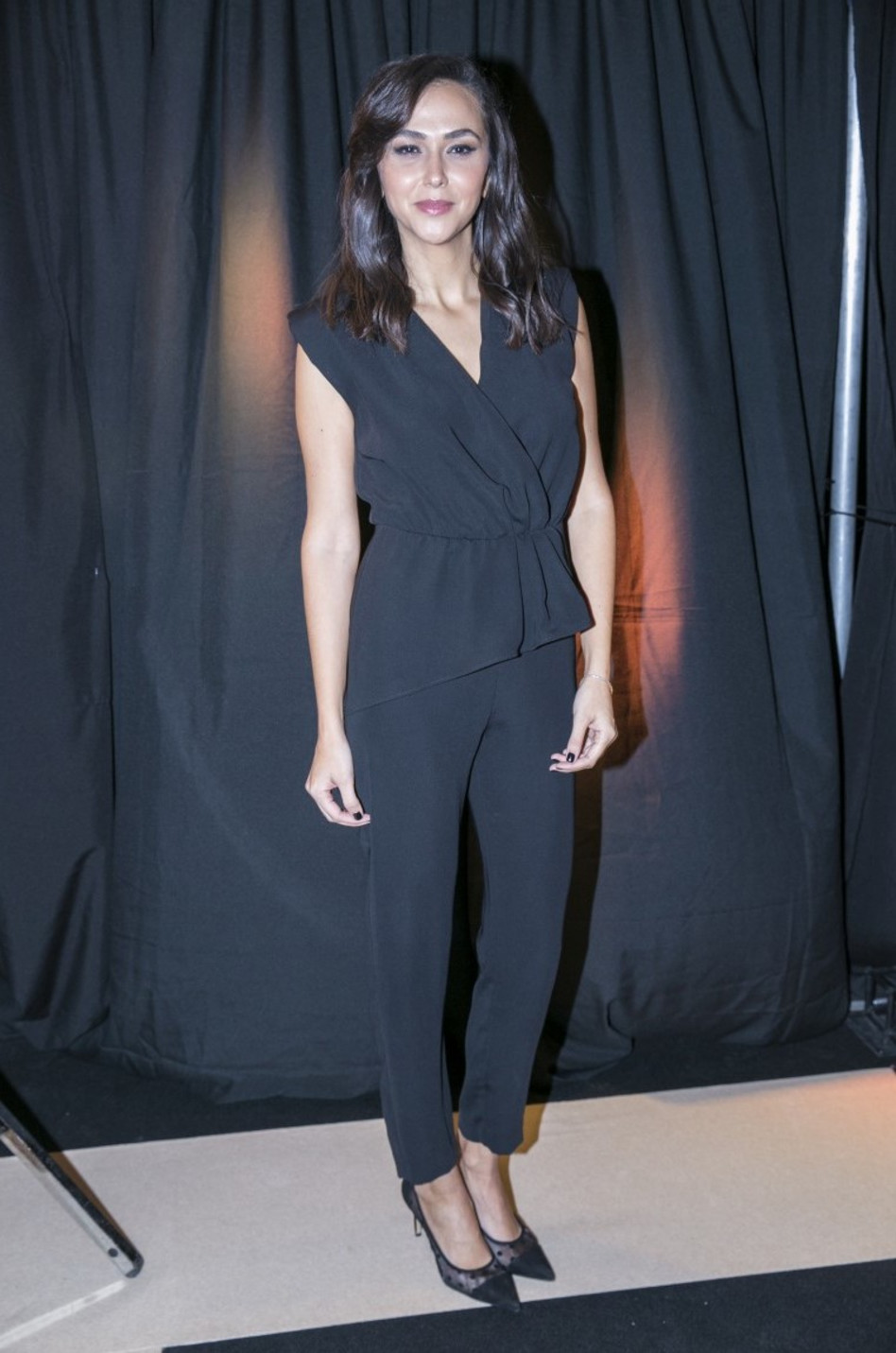 קבלו אותה. אחווה סיטבון (צילום: לנס הפקות)