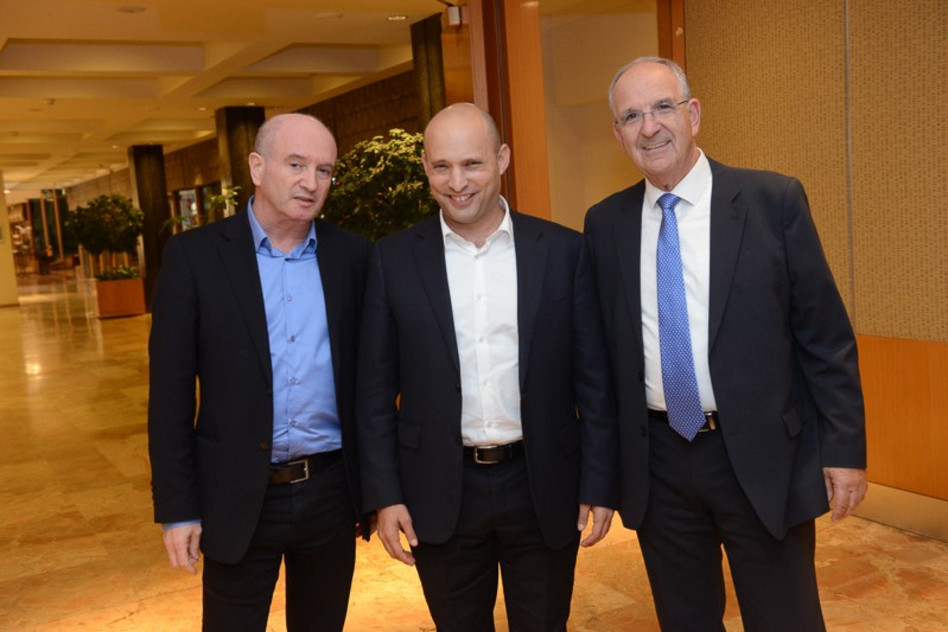 שמשון הראל , נפתלי בנט ודניאל זייפמן (צילום: איתי בלסון ועידן זלירוביץ')