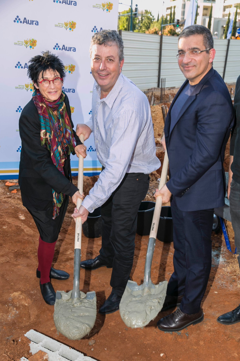 יעקב אטרקצ'י, ישראל גל ומיכאלה איתן (צילום: ערן לם)