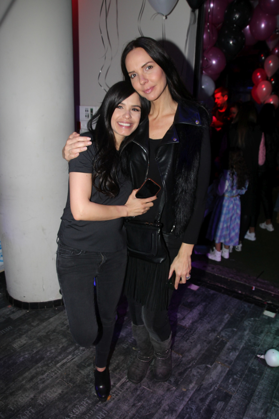 גברות בשחור. רוית אסף