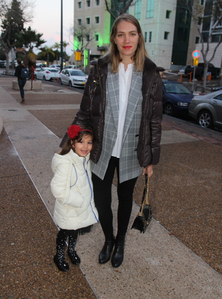 הבטן המתפתחת. ג'ני צ'רוואני