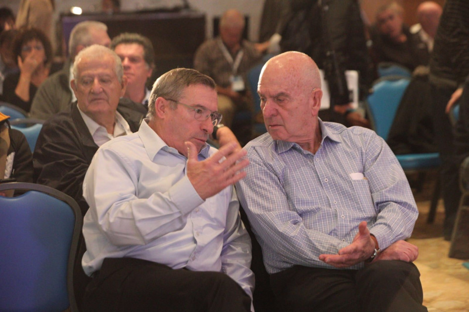 מתן וילנאי ובצלאל טייבר (צילום: יוסי זמיר)