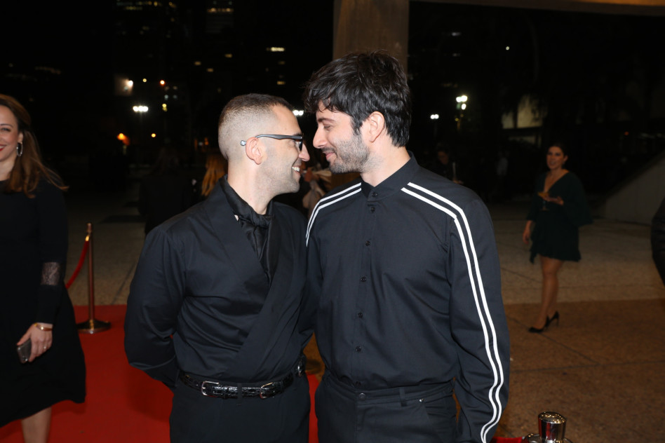 קרובים קרובים. רן דנקר וטום סלמה  (צילום: רפי דלויה)