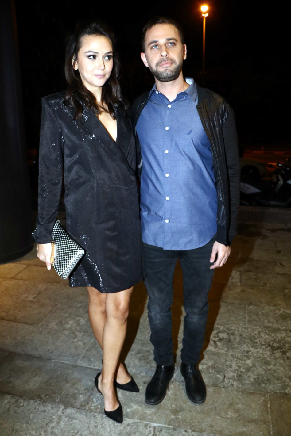 חולים על המצלמה. טל ואחווה