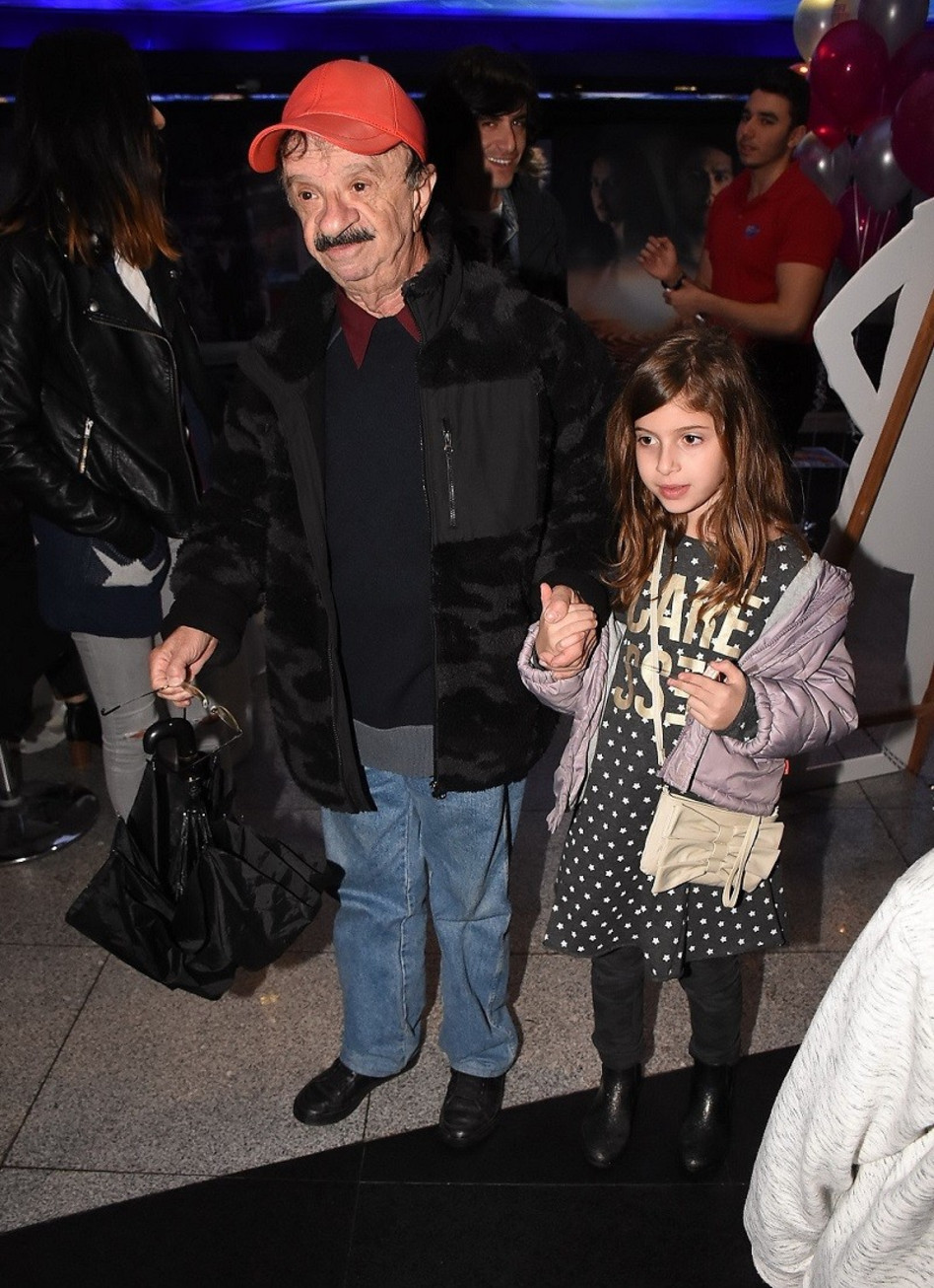 דובי גל והנכדה