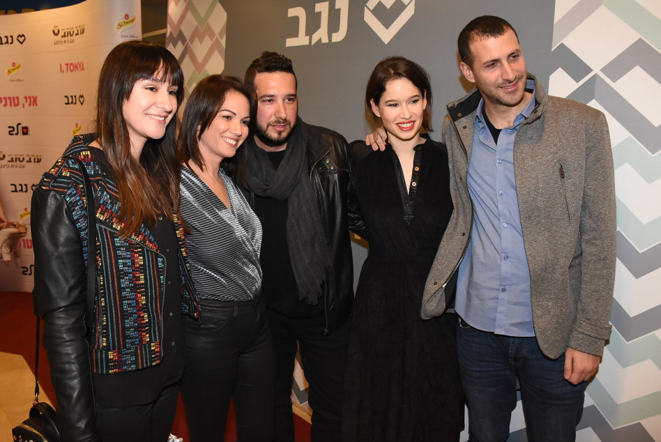 החבורה. תומר אביטל, יעל פולקמן, אלדד, רלי לוי ומיקאלה