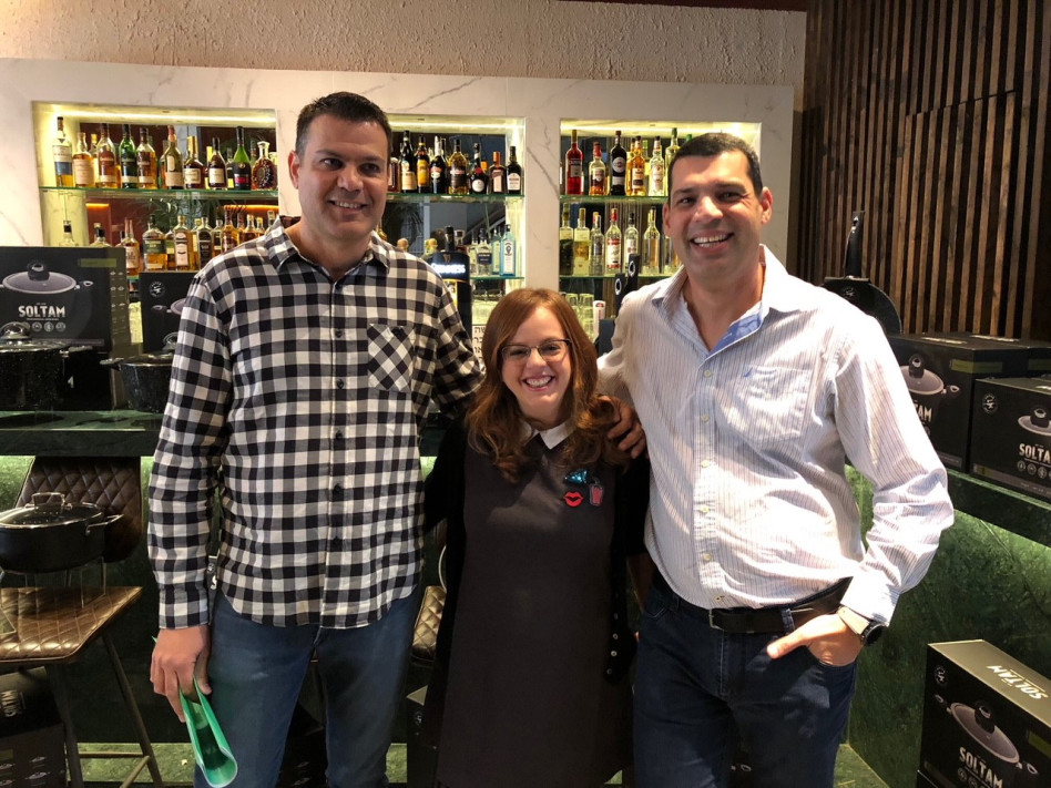 ישראל מאיו, מיטל רובין וישראל מאיו (צילום: יח"צ)