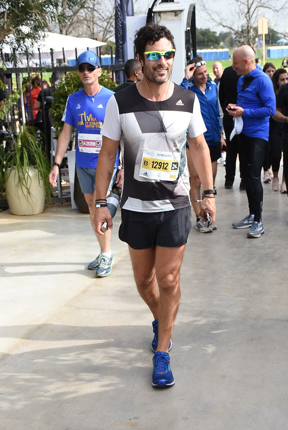 צא לדרך! רון שחר