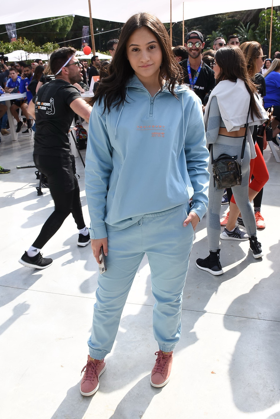 מצד לצד. אגם בוחבוט