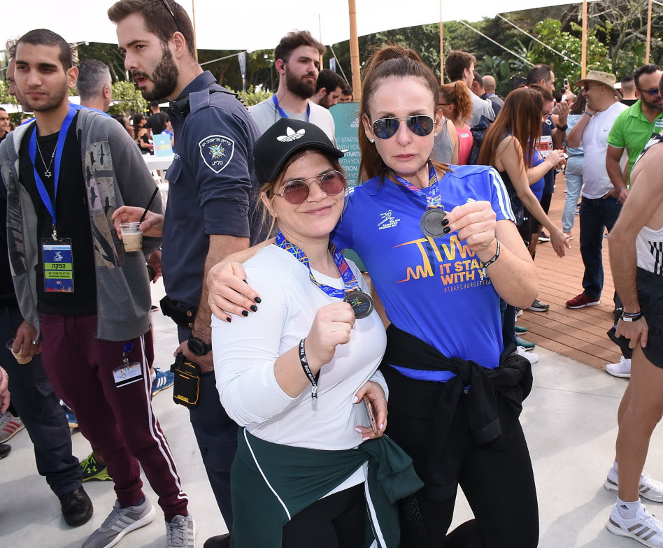 לאה שנירר וג'קי אזולאי