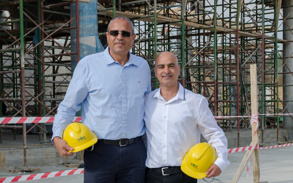 חנן מור ואבי מאור  (צילום: אנסטסיה פרילוצקי)