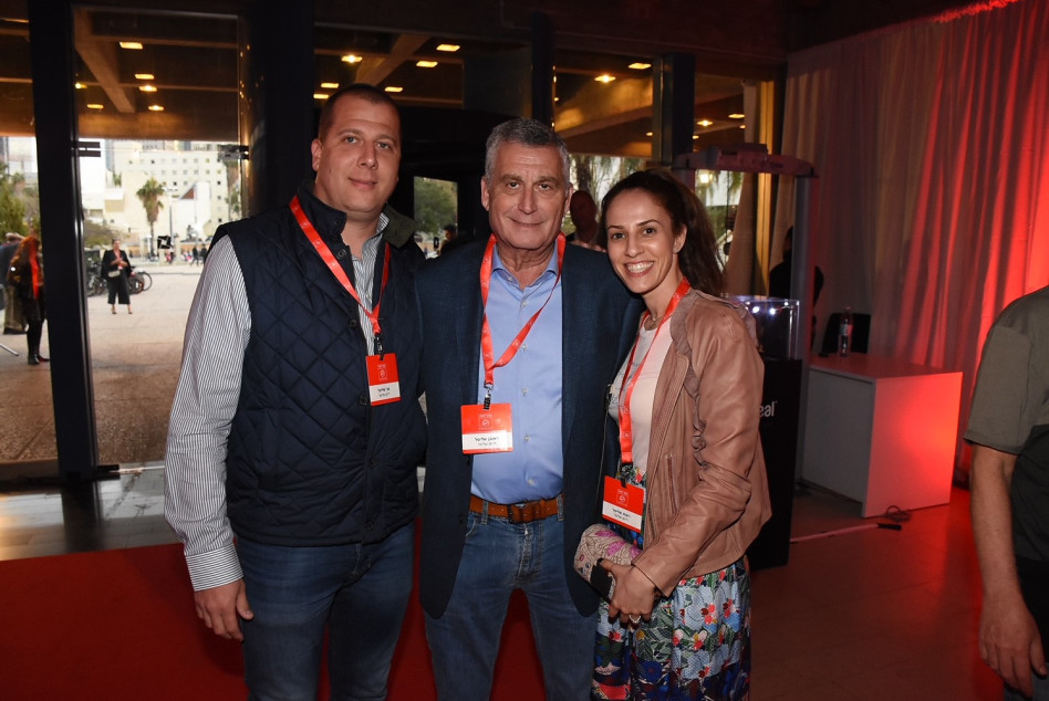 רעות, ראובן ואבי שלייסל