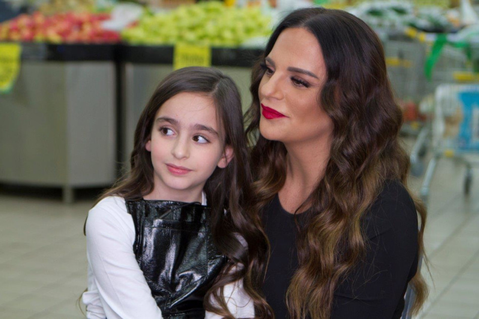 דומות? עם הבת אמילי