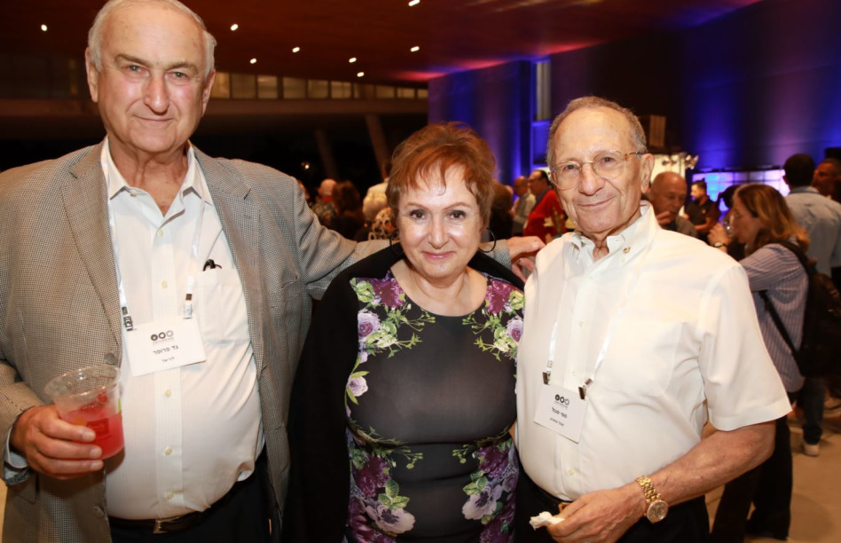 סמי סגול, אתי וגד פרופר