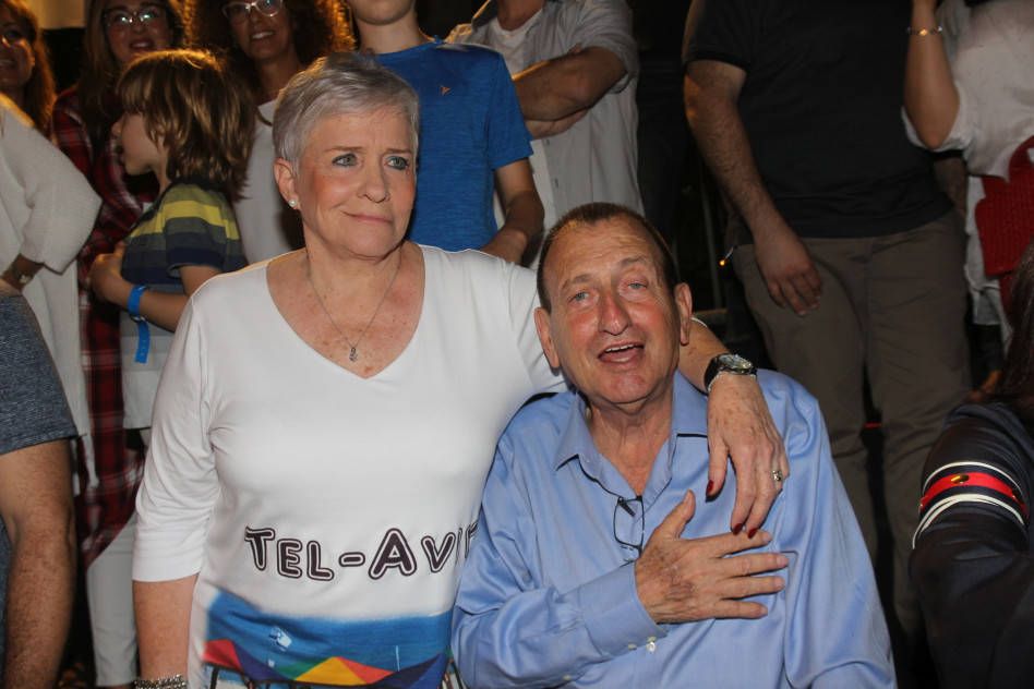 חוגגים. רון חולדאי