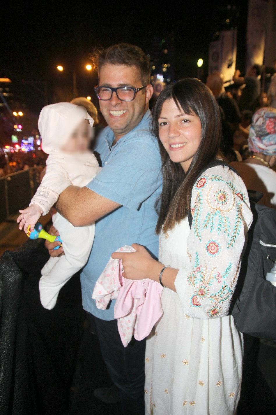 עם היפות שלו